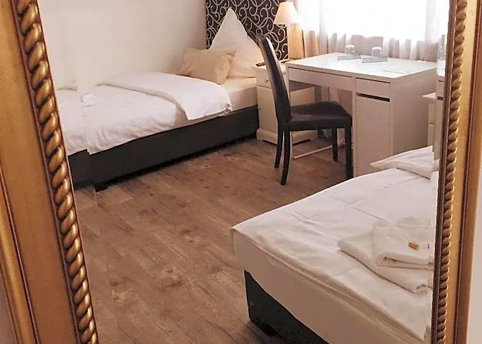Heddernheimer Hof 3*